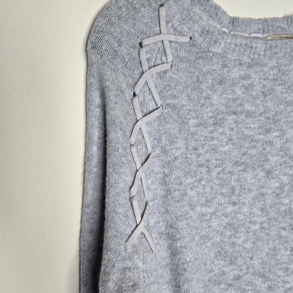 SUNDANCE Cross Creek Long Sleeve Lambswool Blend Stitch Shoulder - Picture 5 of 8